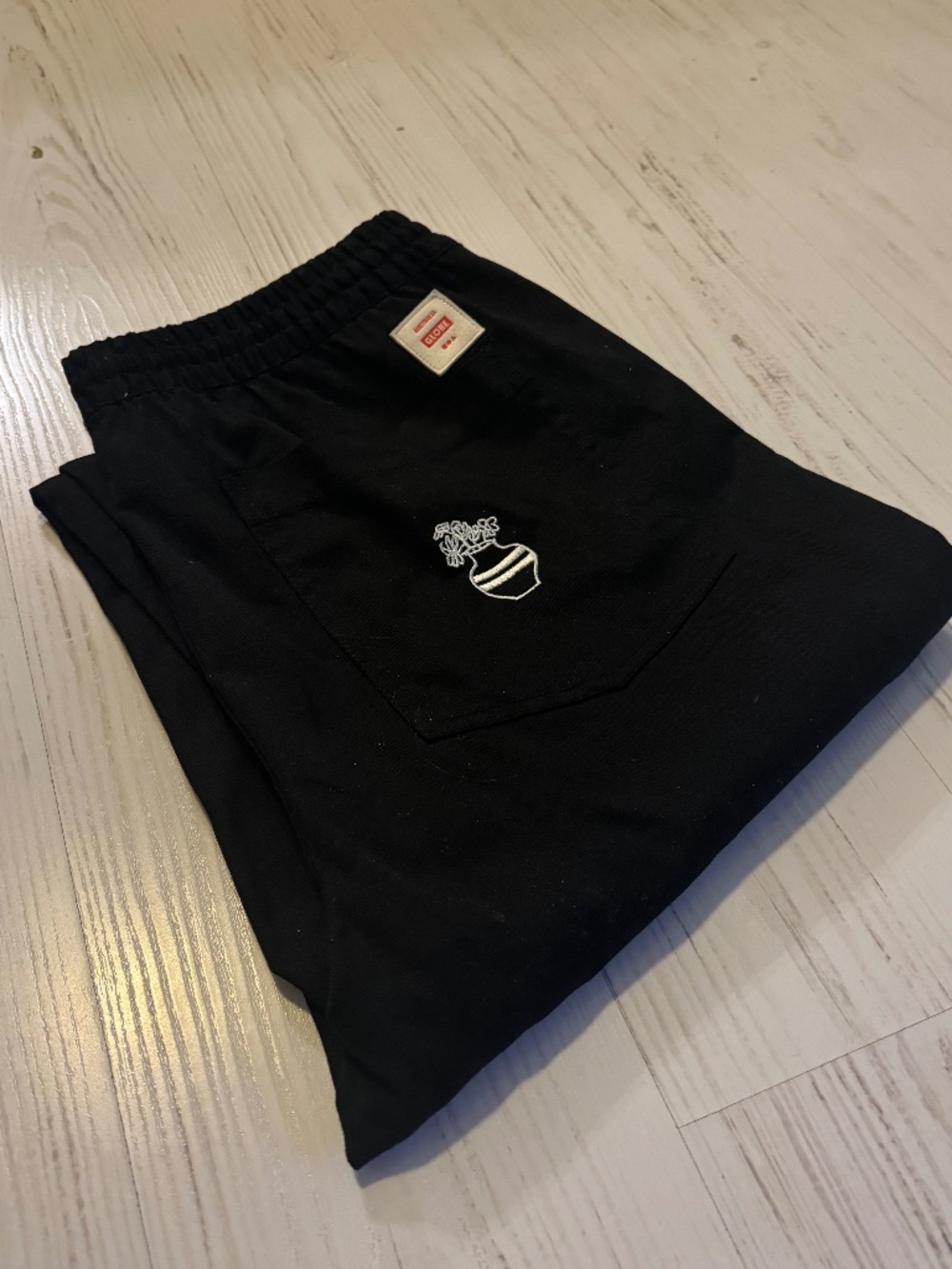 Globe Drawstring Pants
